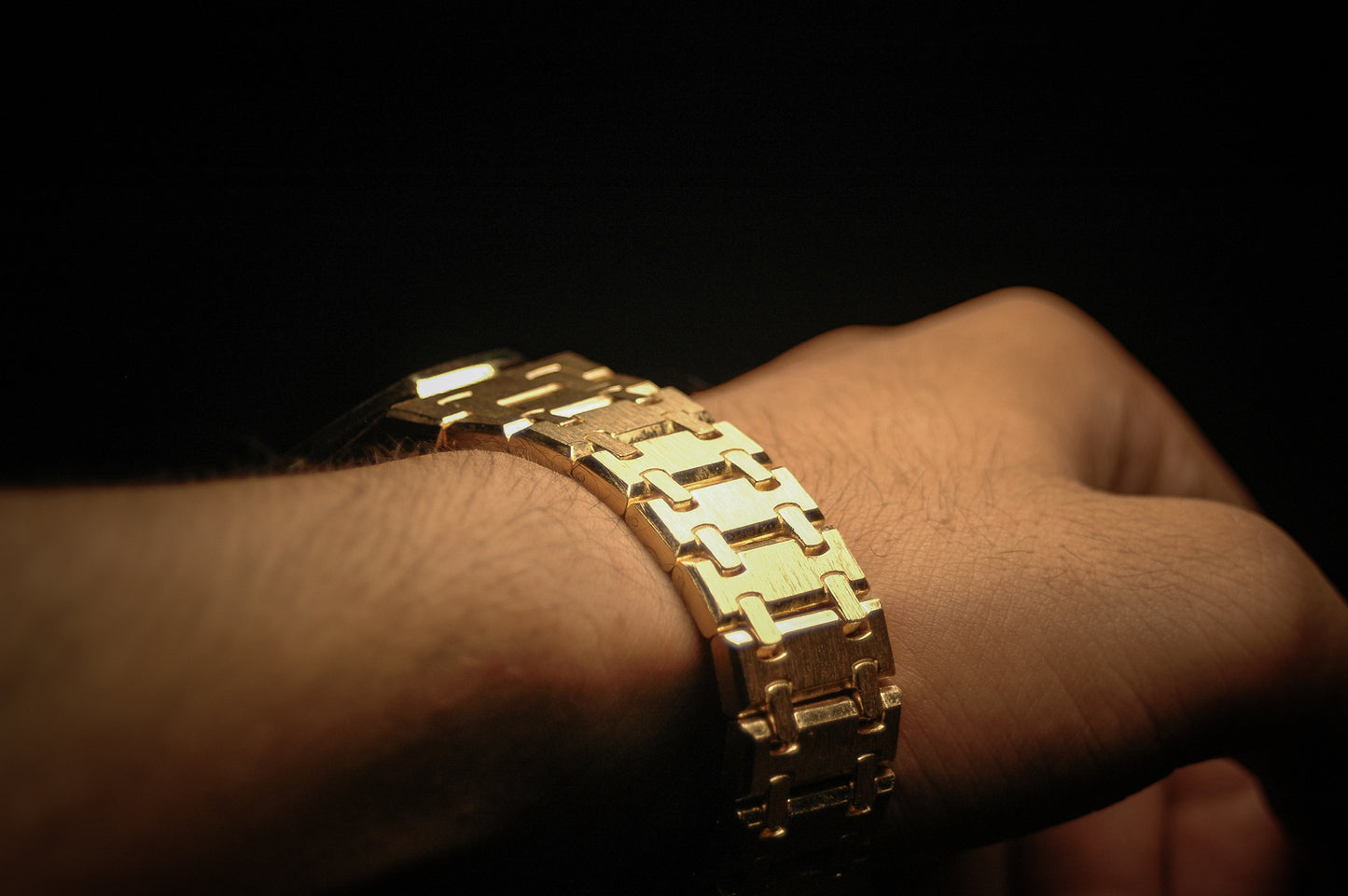 AUDEMARS PIGUET GOLD